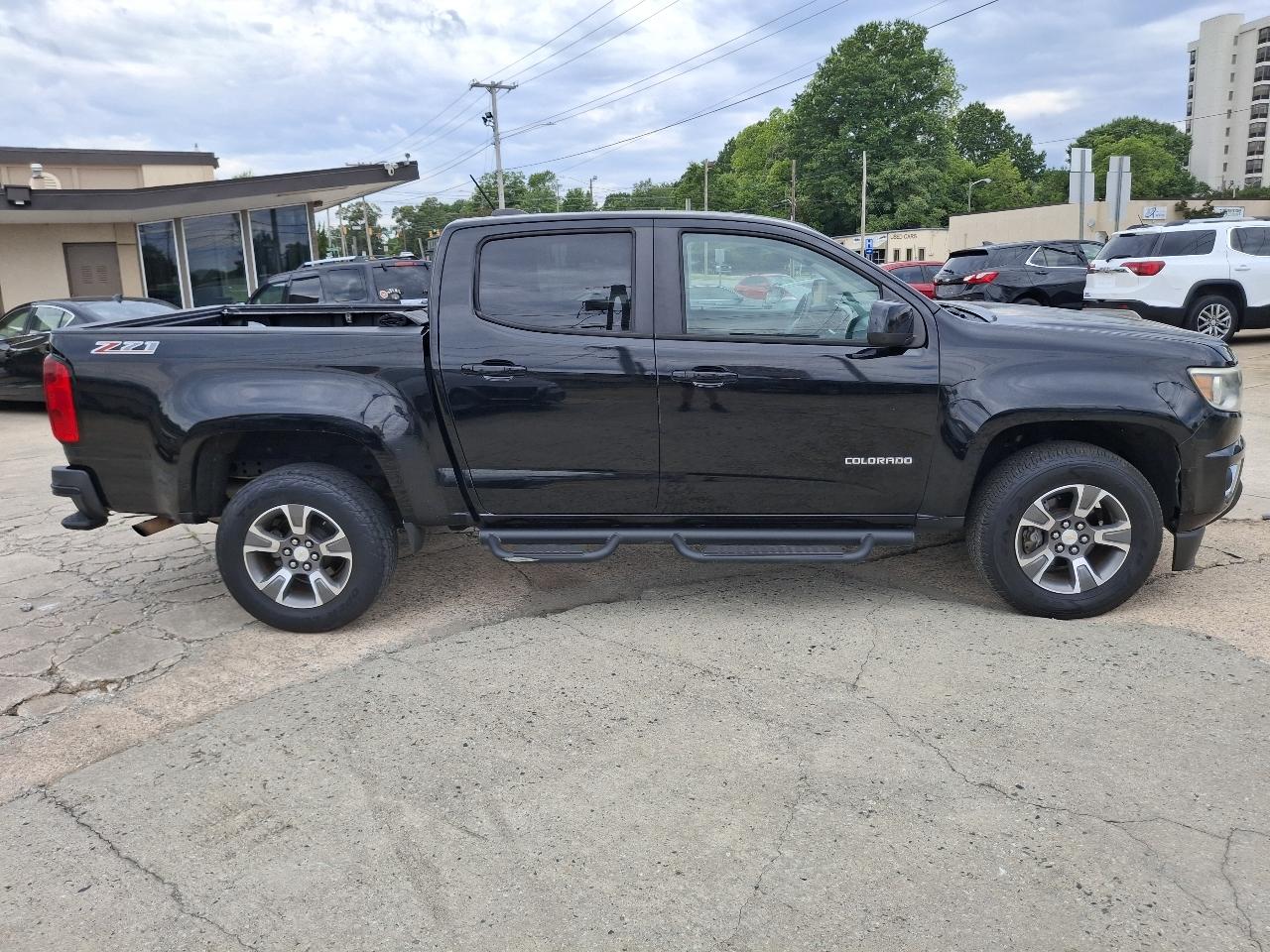 Chevrolet Colorado Z71 Crew Cab 2WD Short Box 2016