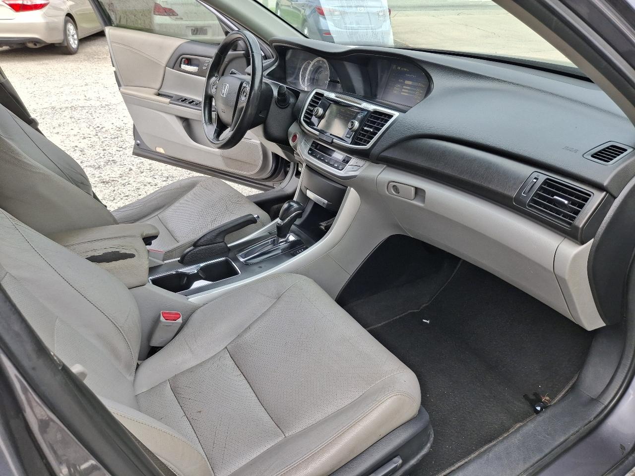 Honda Accord EX-L V6 Sedan AT 2013