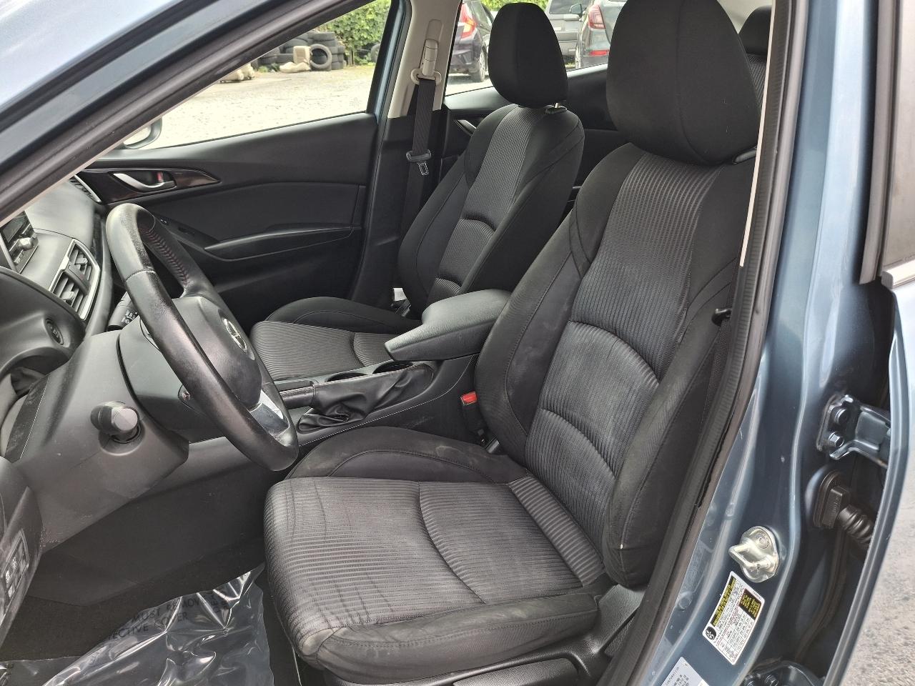 Mazda MAZDA3 i Touring AT 4-Door 2014