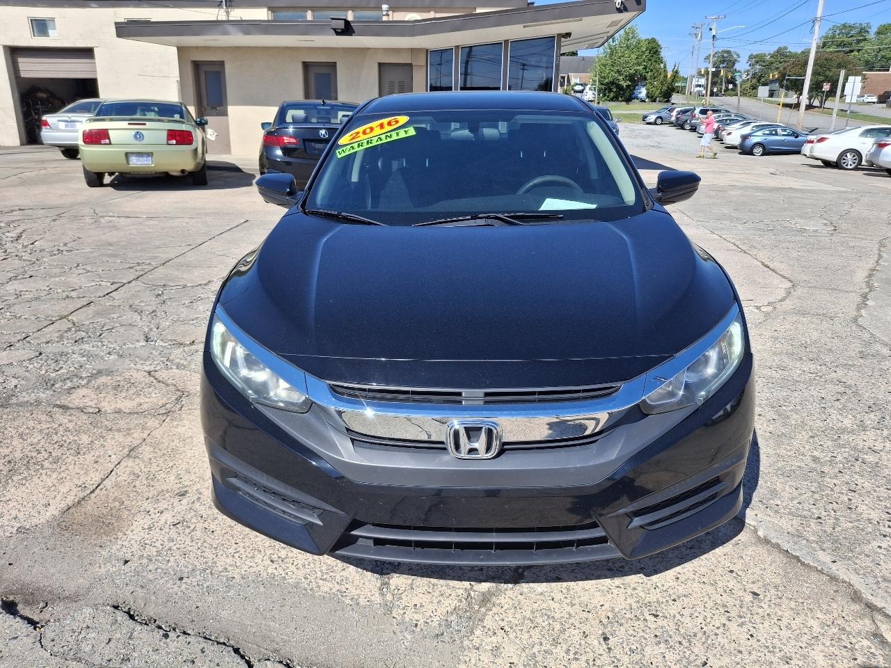 Honda Civic LX Sedan CVT 2016