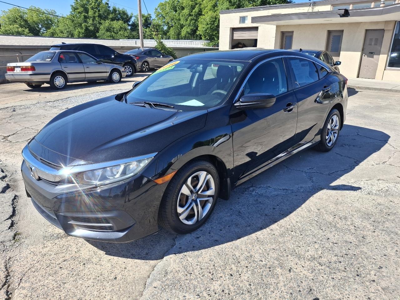 Honda Civic LX Sedan CVT 2016