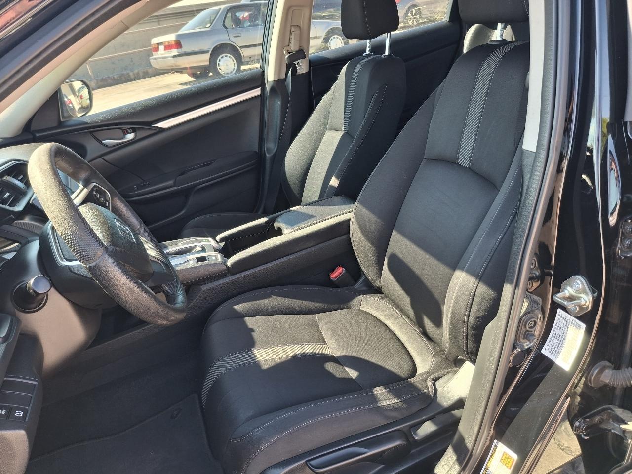 Honda Civic LX Sedan CVT 2016