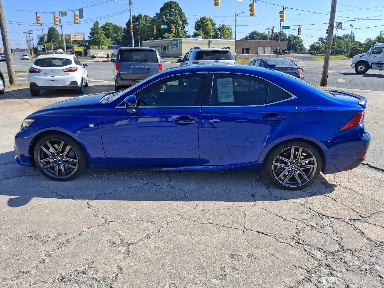 Lexus IS 200t 2016