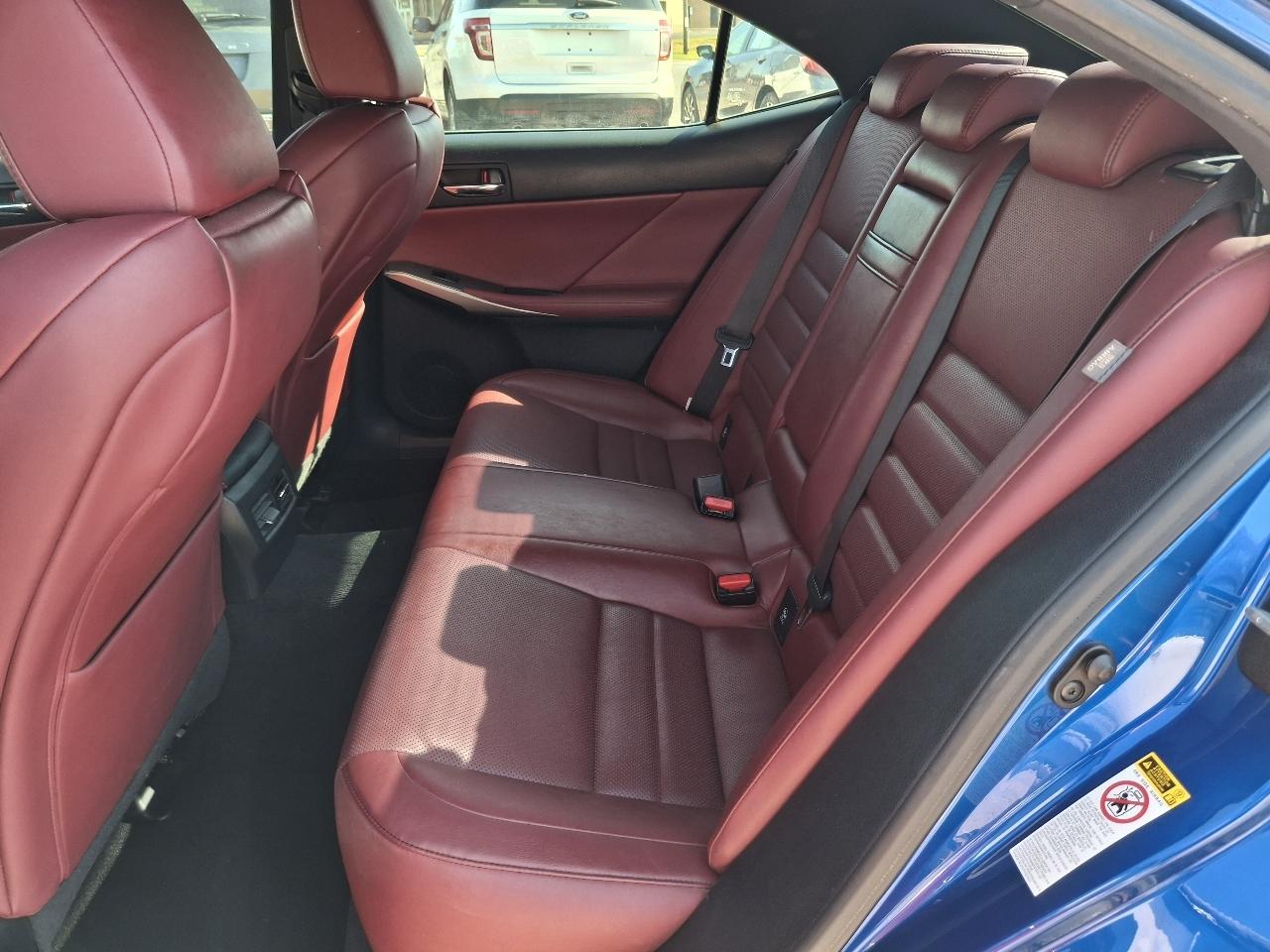 Lexus IS 200t 2016