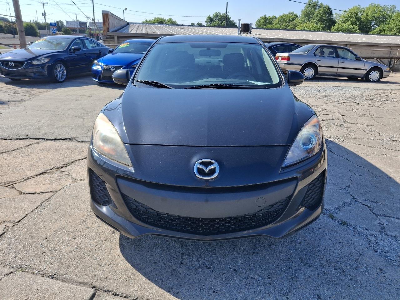 Mazda MAZDA3 i Sport 4-Door 2013