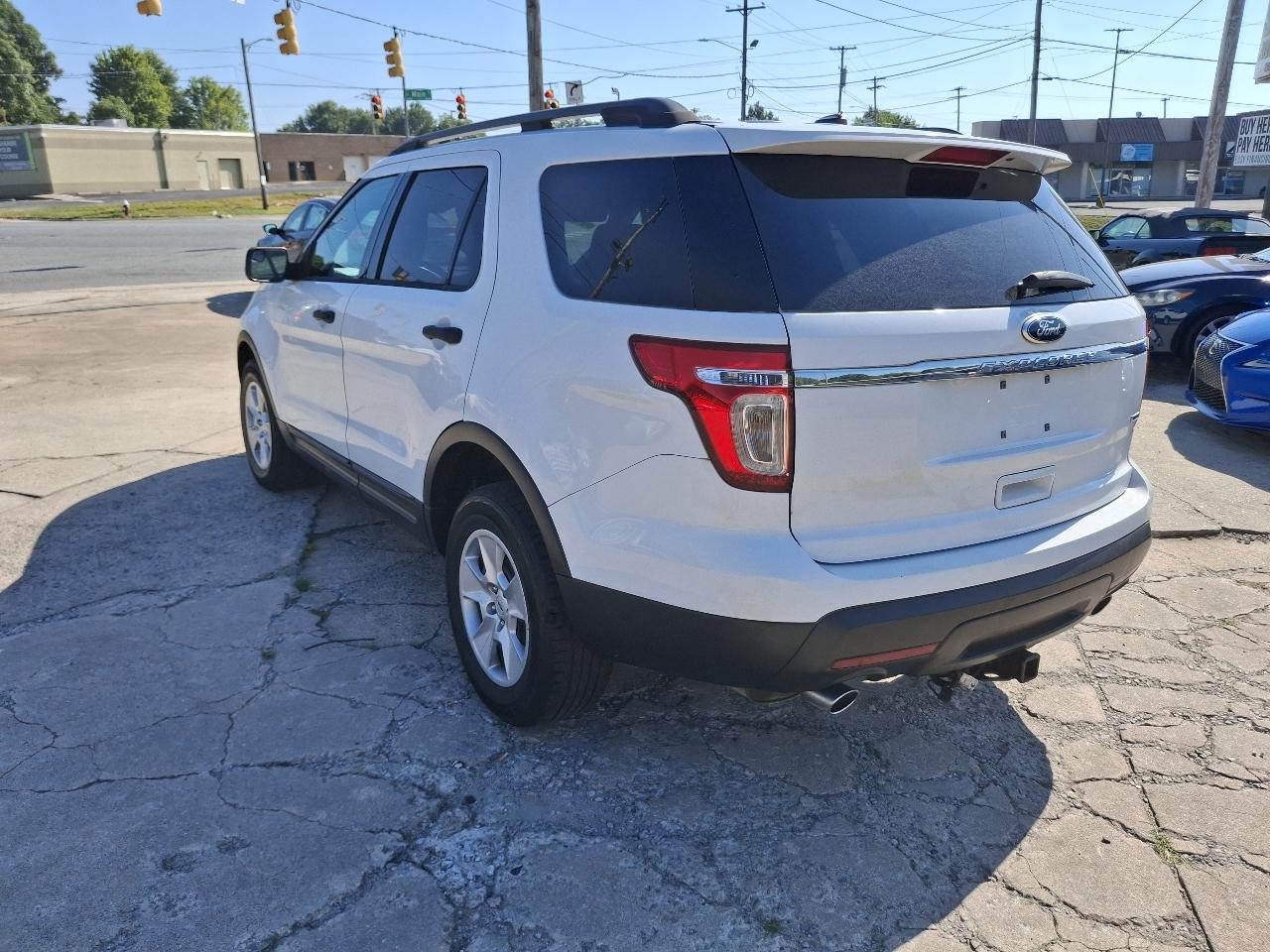 Ford Explorer Base 4WD 2014