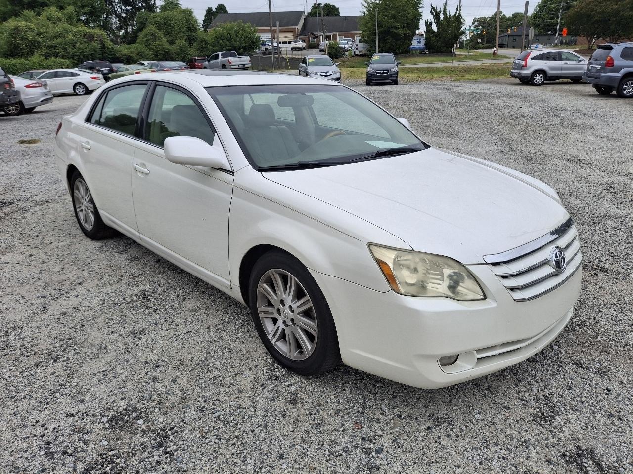 Toyota Avalon XL 2006