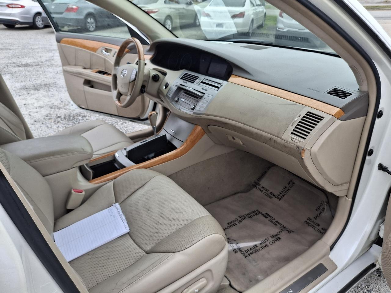 Toyota Avalon XL 2006