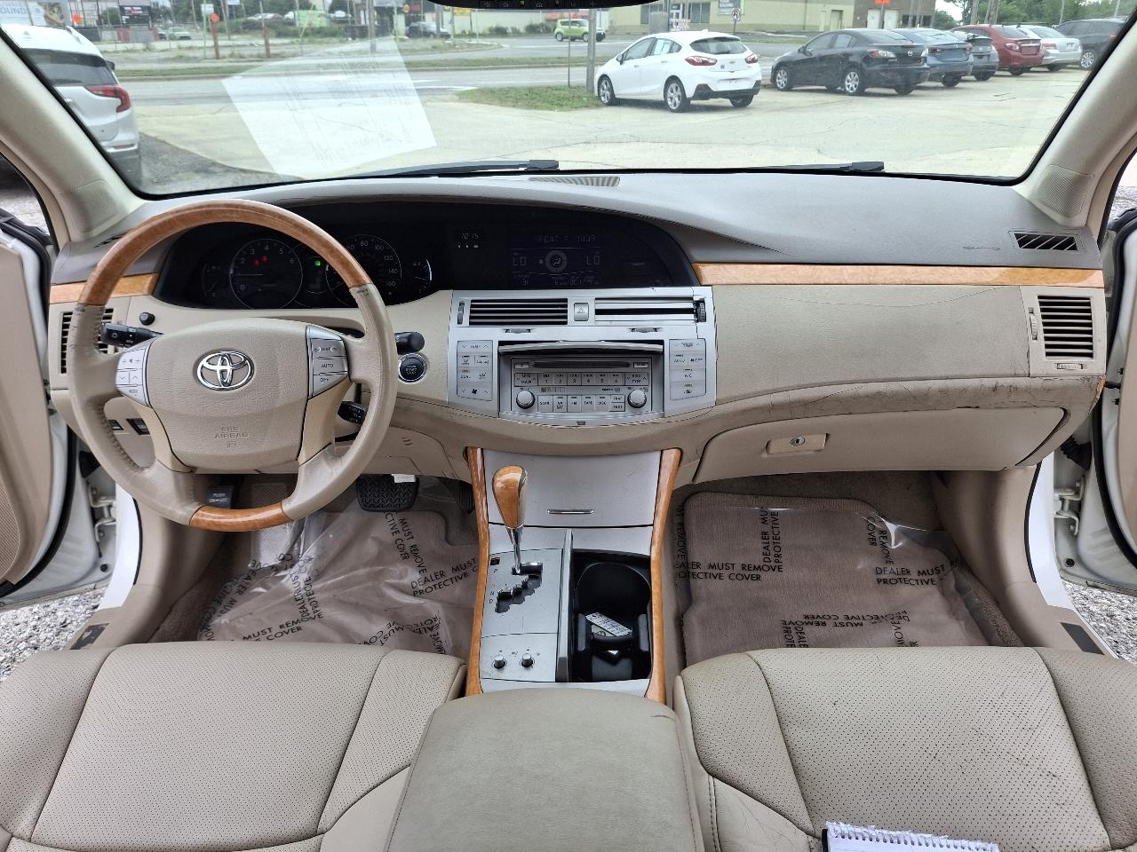 Toyota Avalon XL 2006