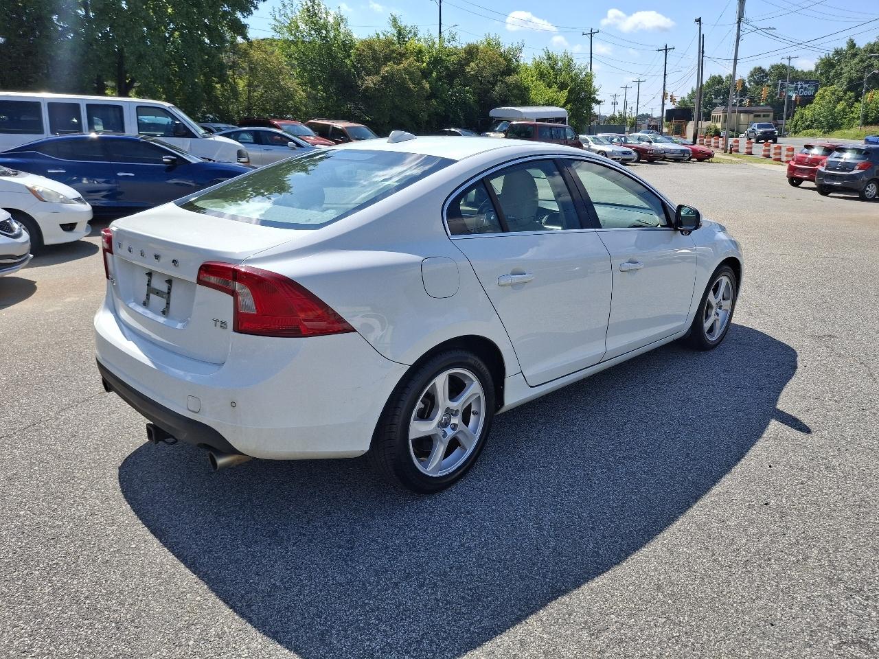 Volvo S60 T5 2013