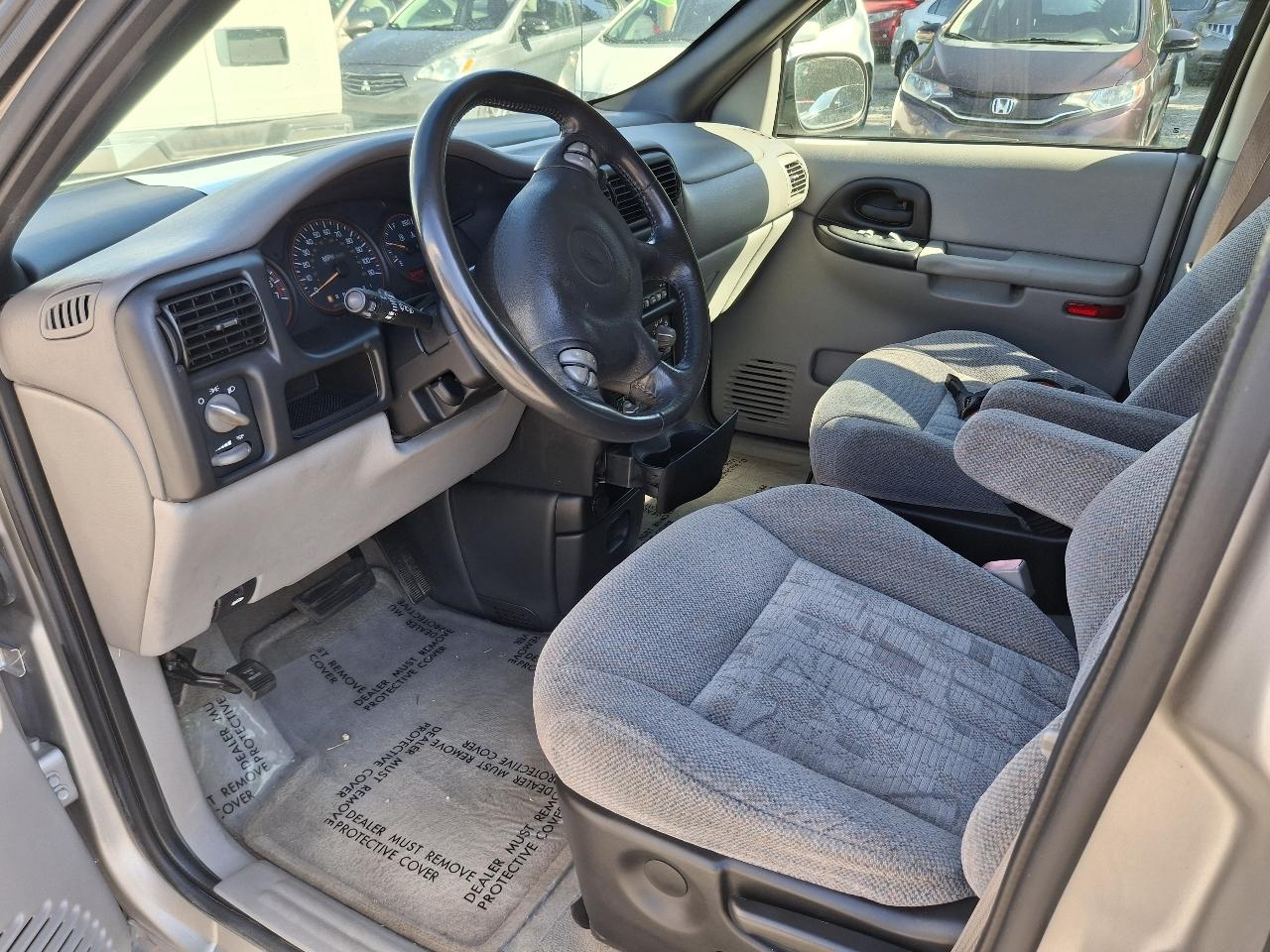 Pontiac Montana 1SE Extended 2004