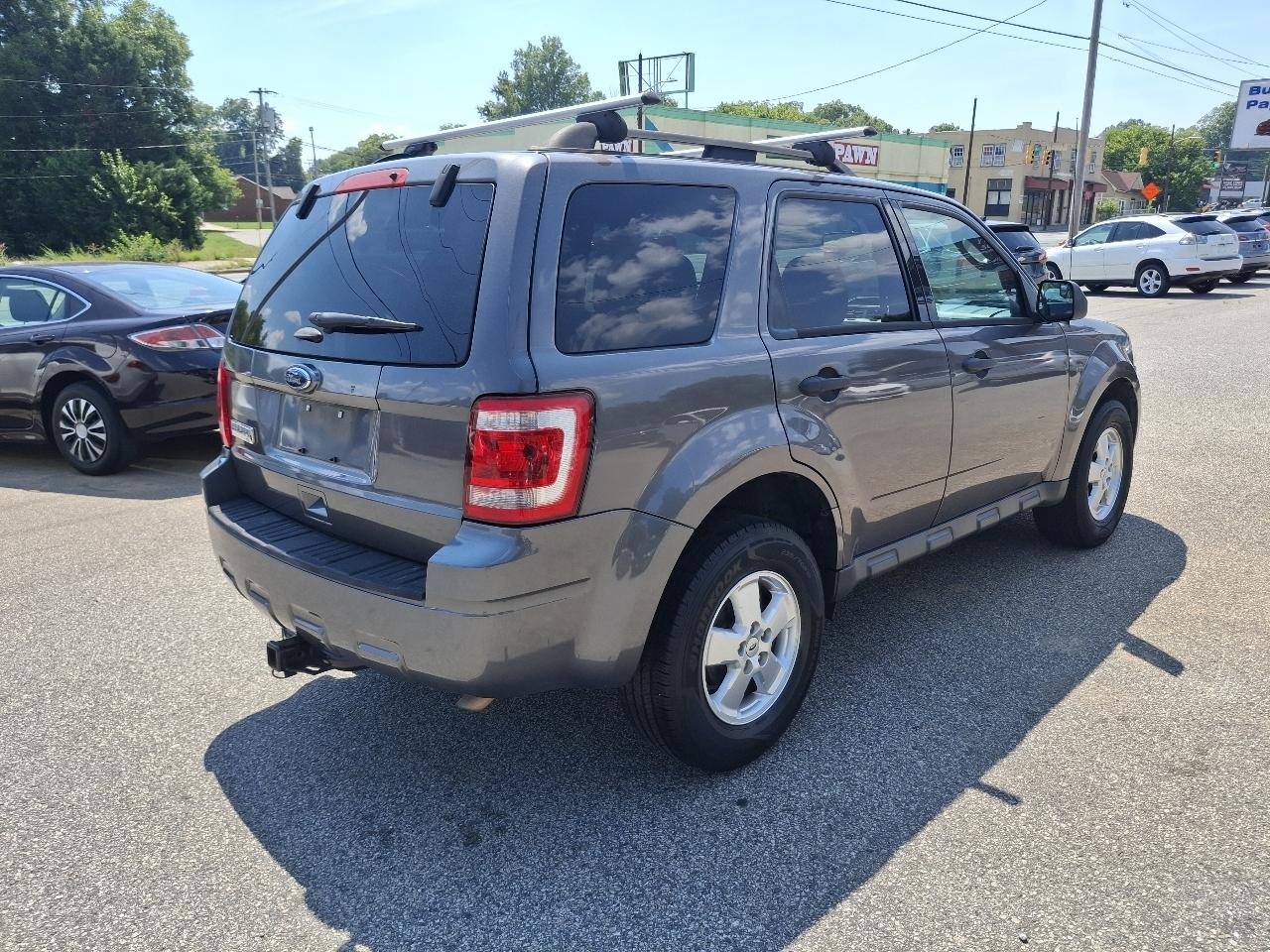 Ford Escape XLT FWD 2012