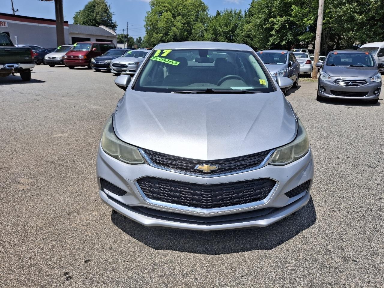 Chevrolet Cruze LS Auto 2017
