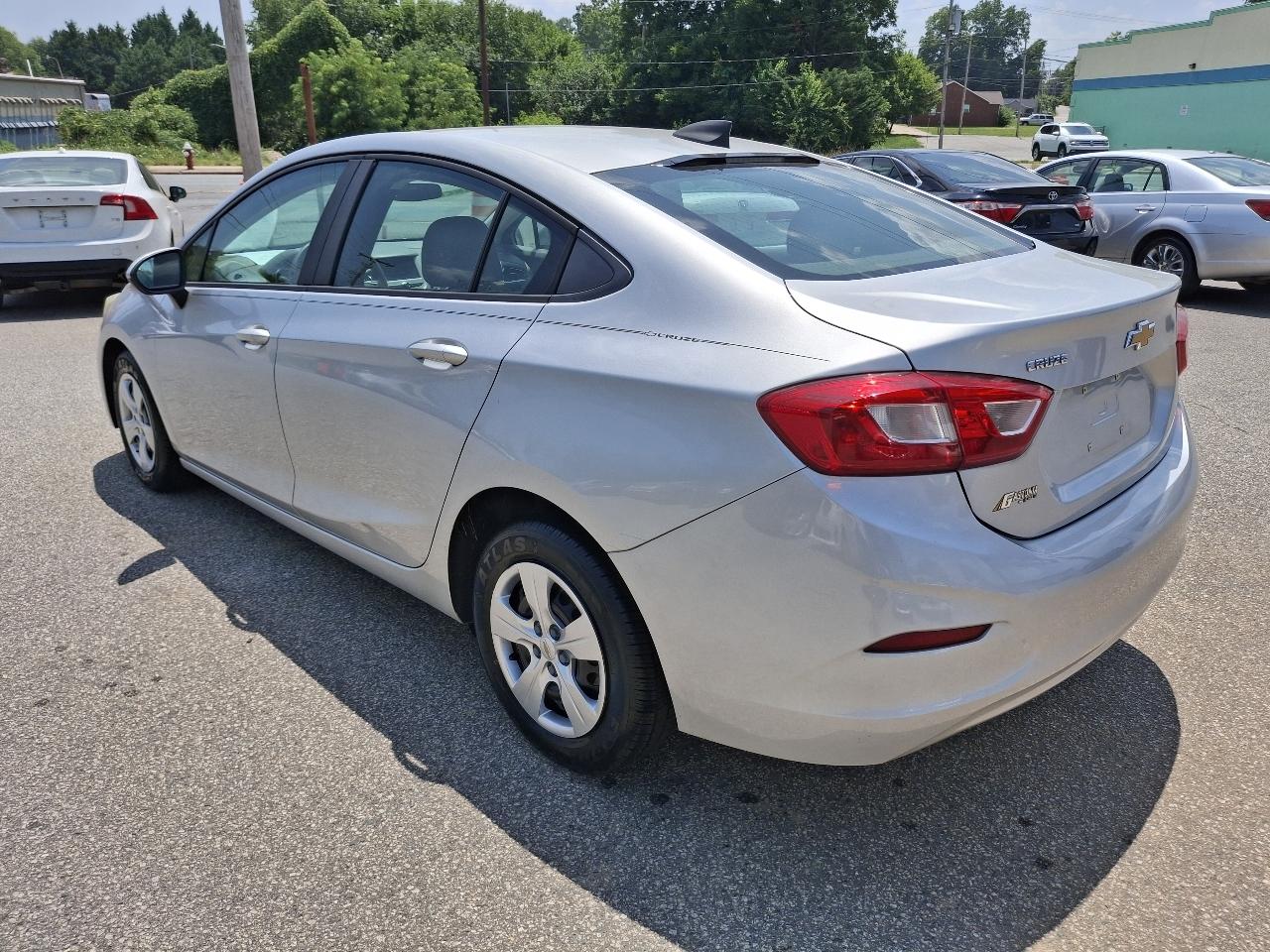 Chevrolet Cruze LS Auto 2017