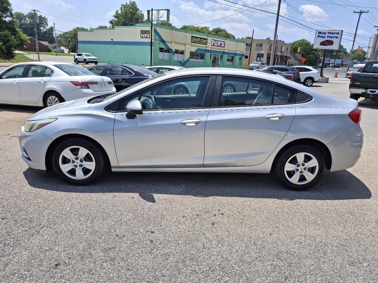 Chevrolet Cruze LS Auto 2017