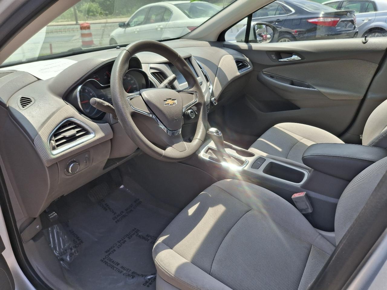 Chevrolet Cruze LS Auto 2017