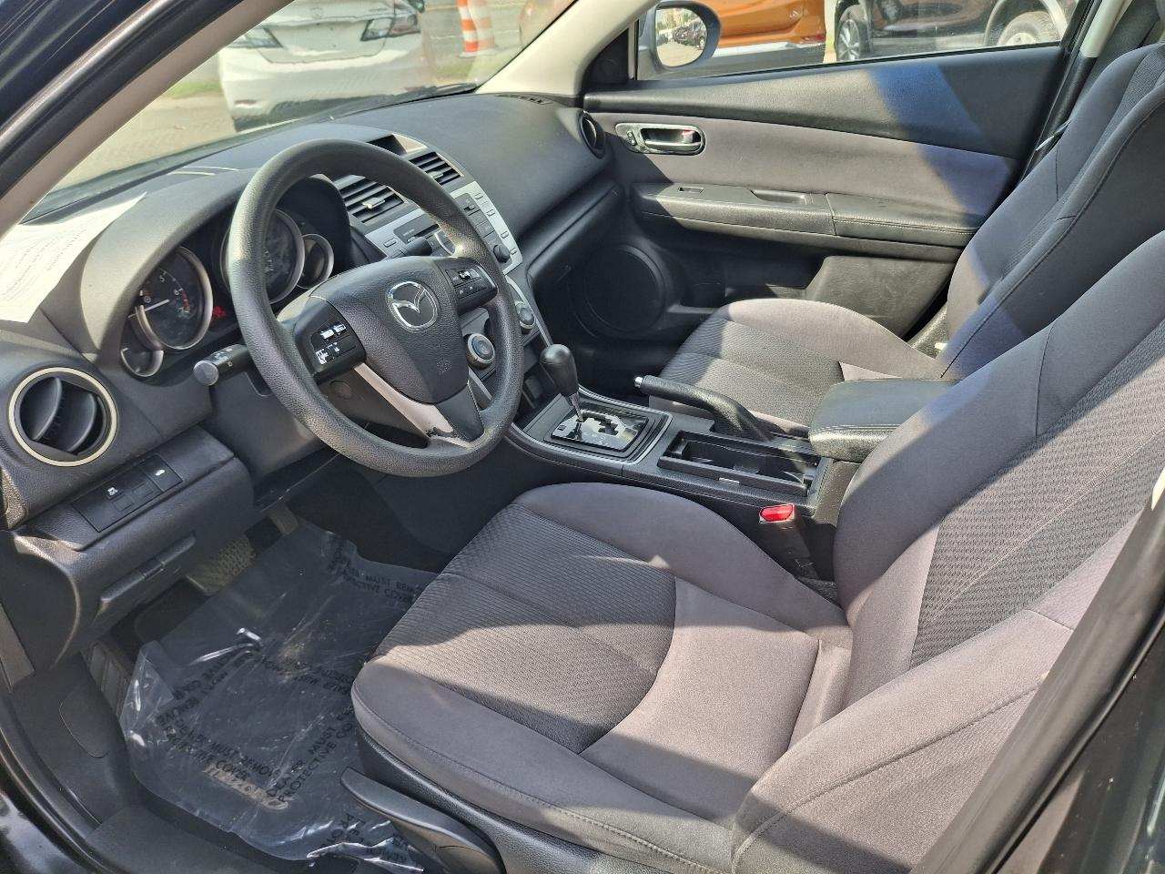 Mazda MAZDA6 i Sport 2012