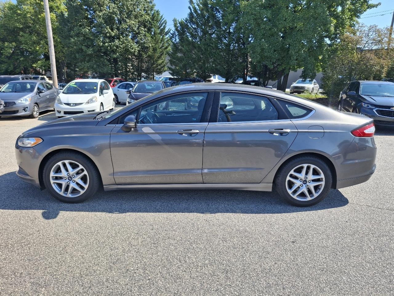 Ford Fusion SE 2014