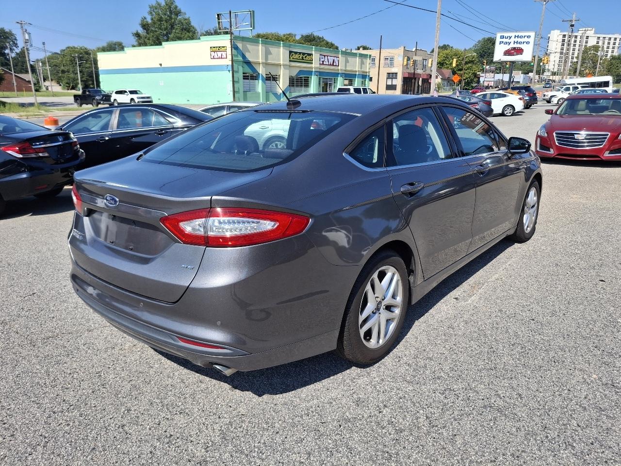 Ford Fusion SE 2014