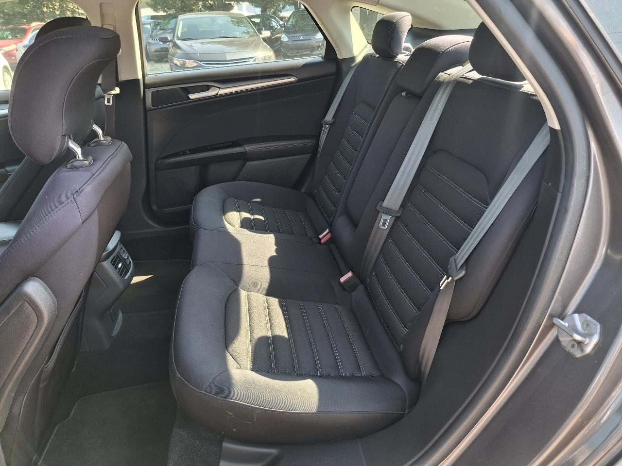 Ford Fusion SE 2014