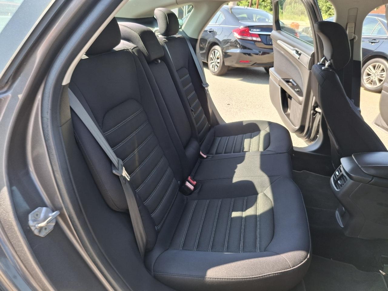Ford Fusion SE 2014