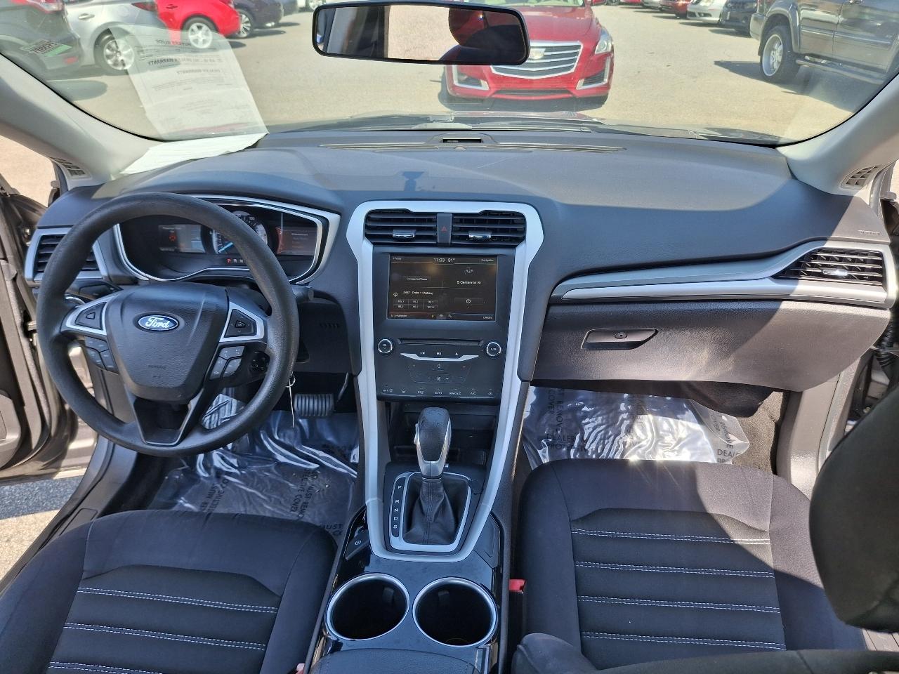 Ford Fusion SE 2014