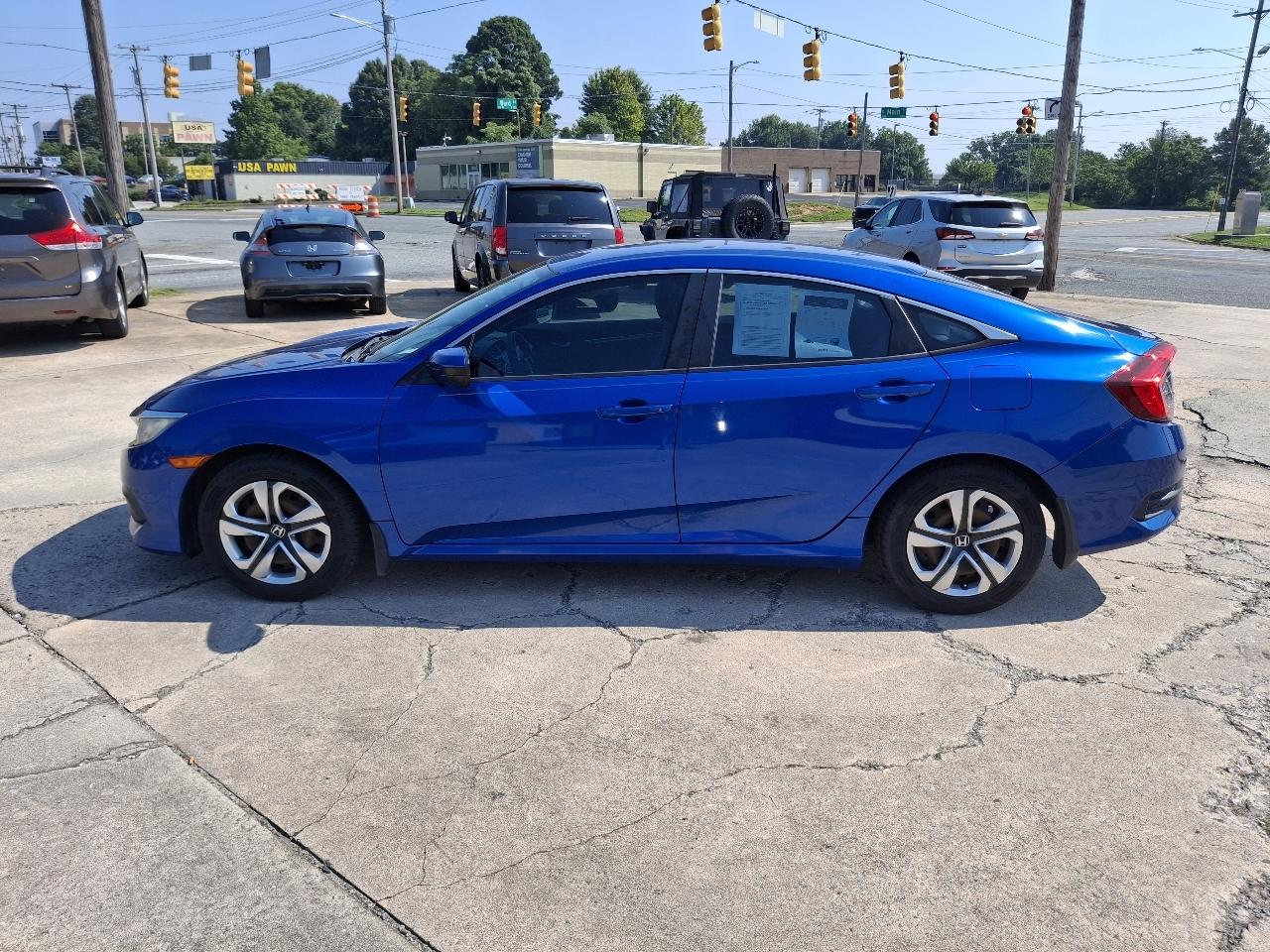 Honda Civic LX Sedan CVT 2017