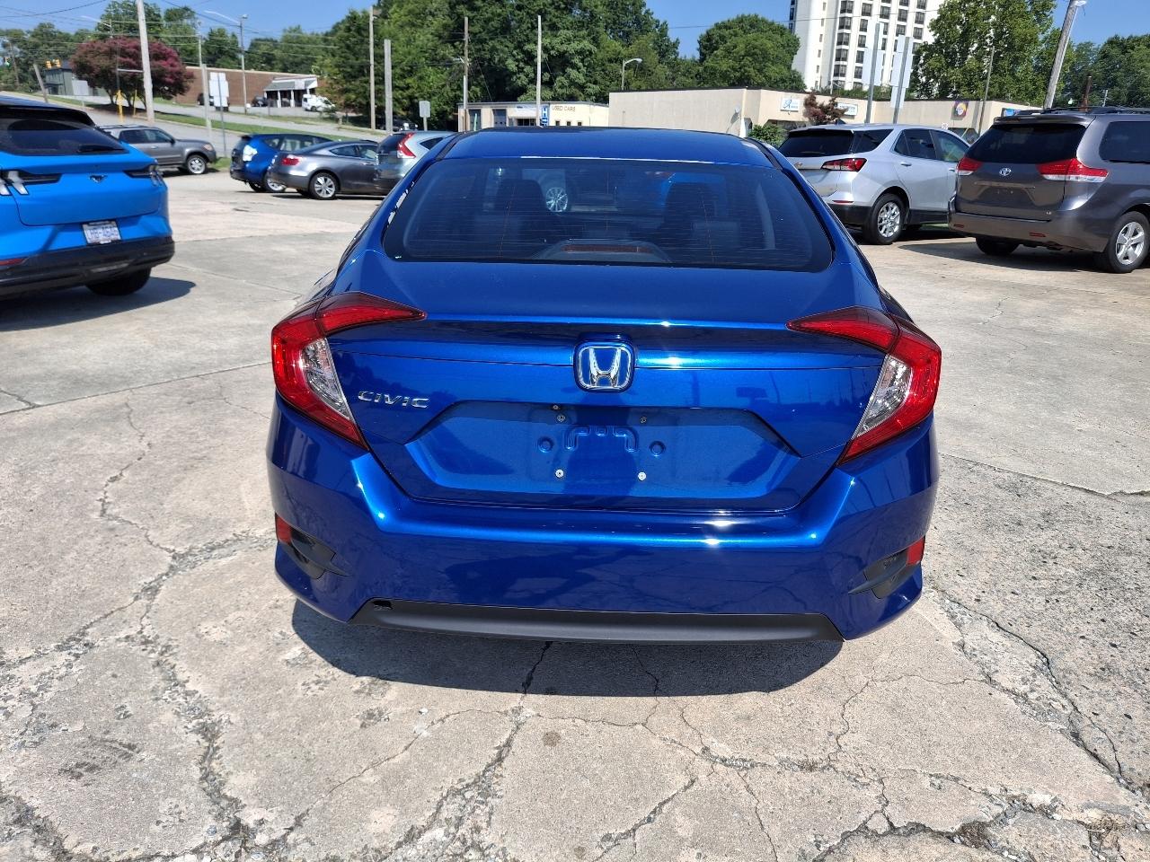 Honda Civic LX Sedan CVT 2017