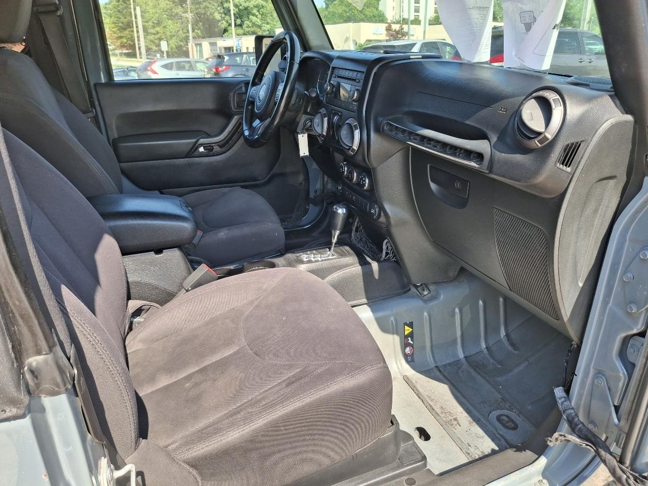 Jeep Wrangler Sport 4WD 2015