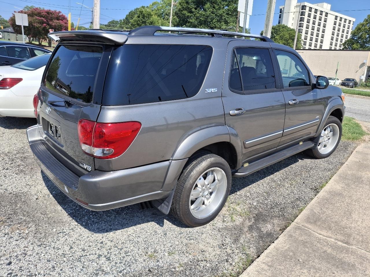 Toyota Sequoia SR5 2WD 2007