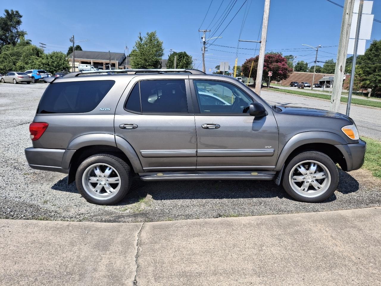 Toyota Sequoia SR5 2WD 2007
