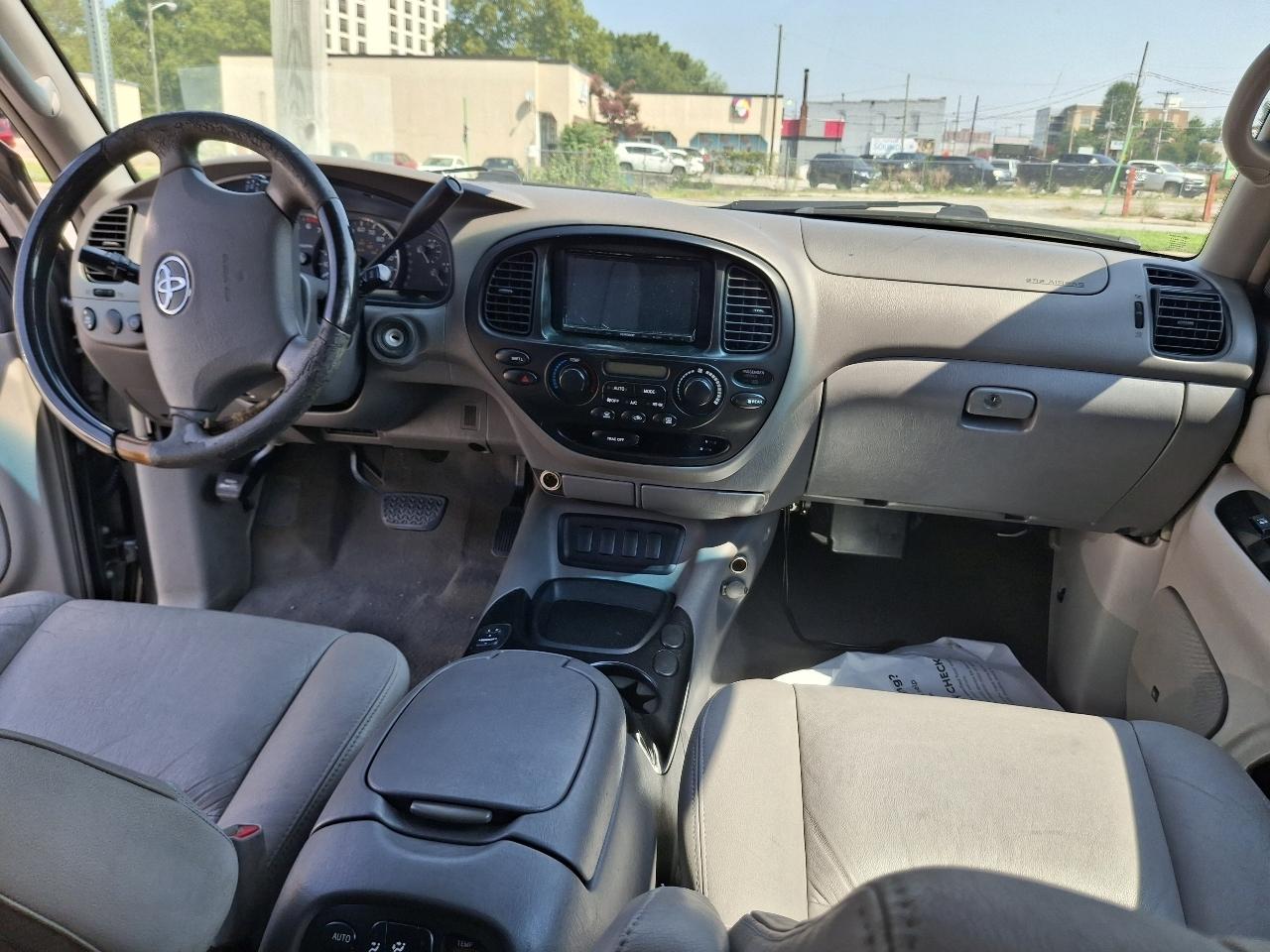 Toyota Sequoia SR5 2WD 2007