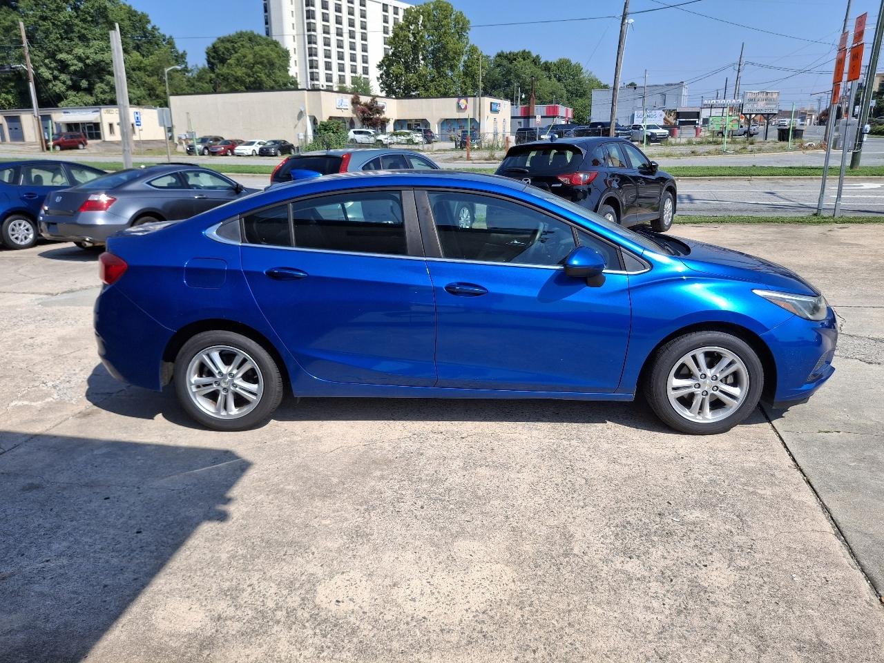 Chevrolet Cruze LT Auto 2017