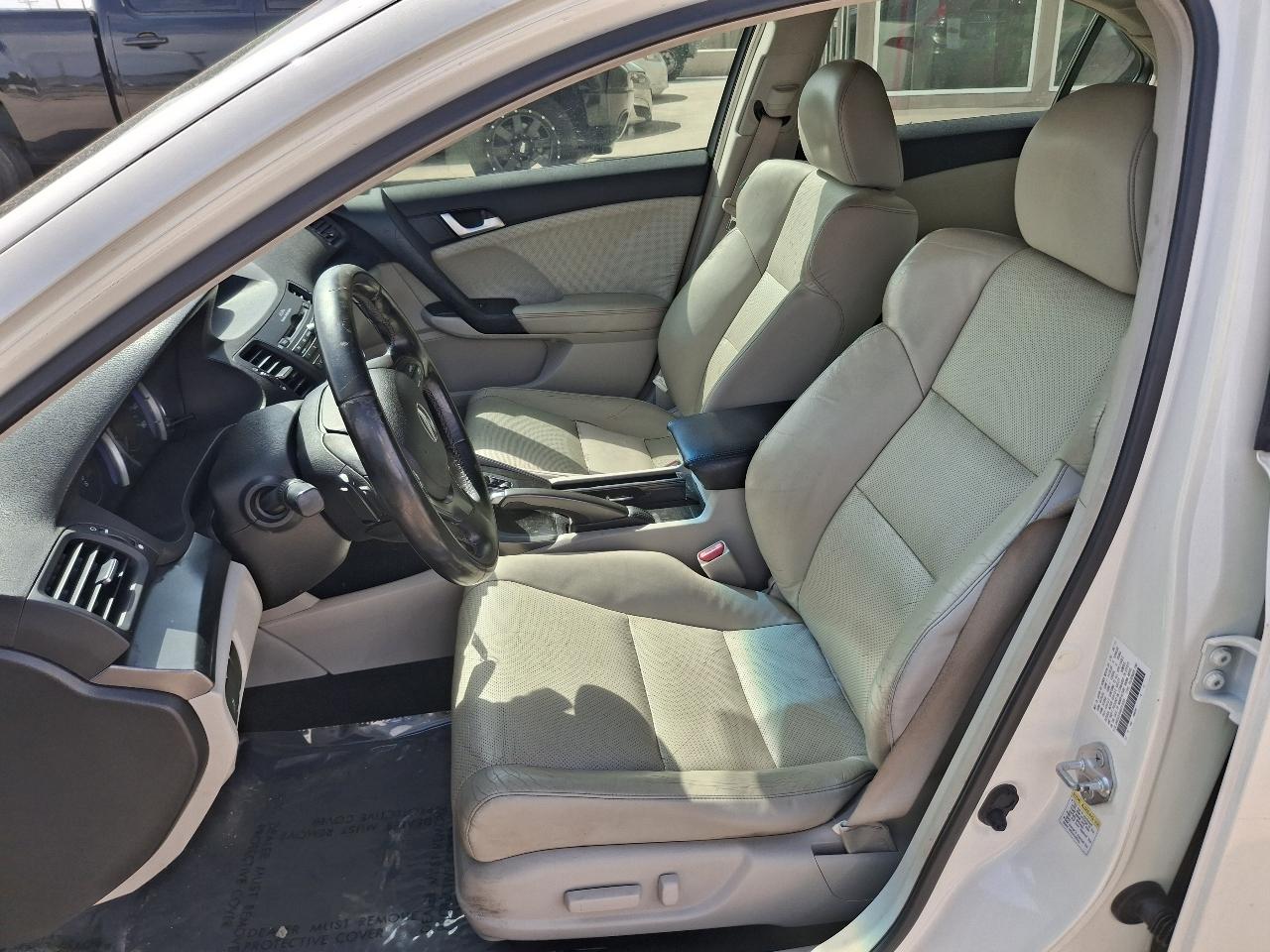 Acura TSX 5-speed AT 2011