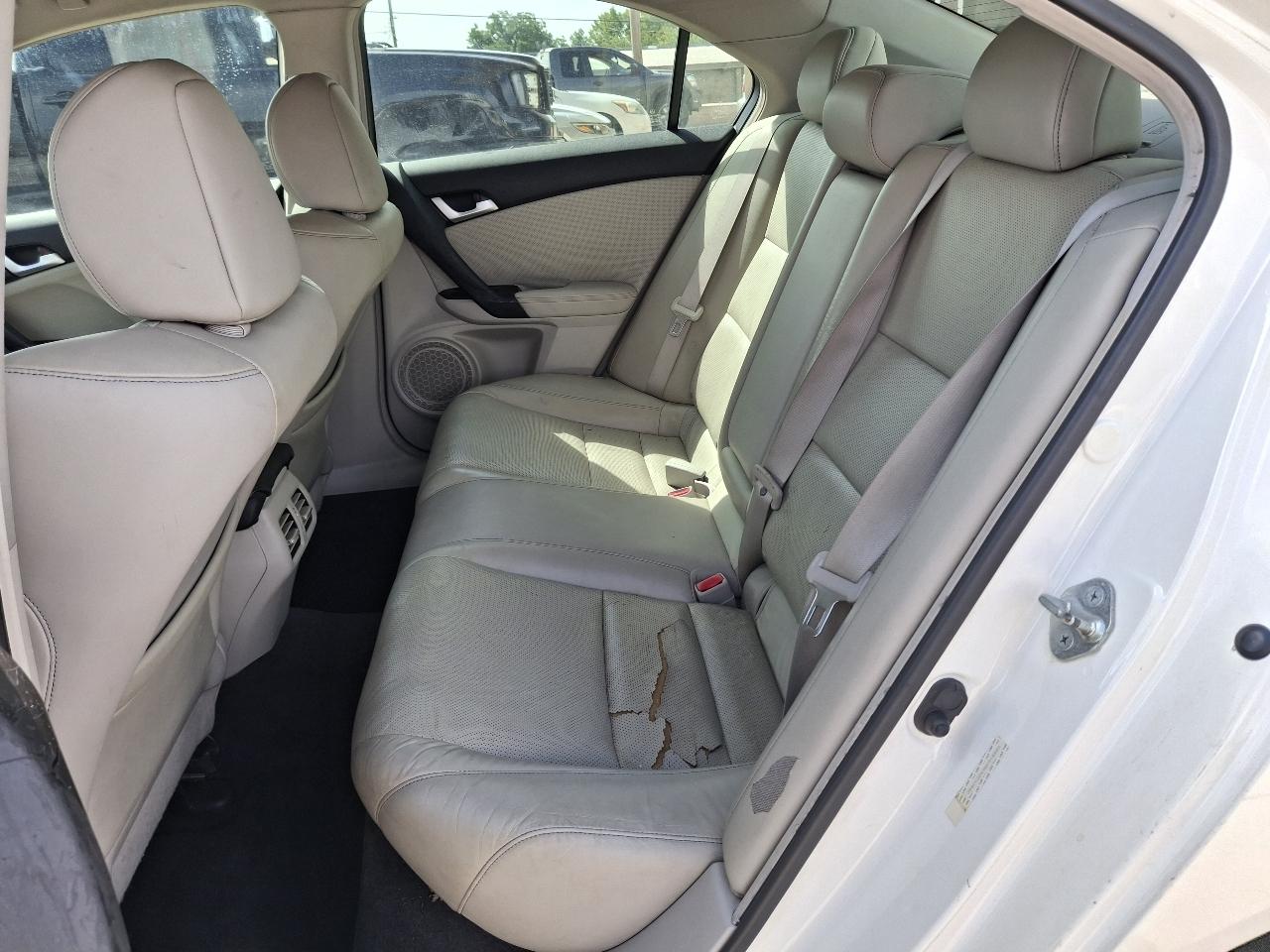 Acura TSX 5-speed AT 2011