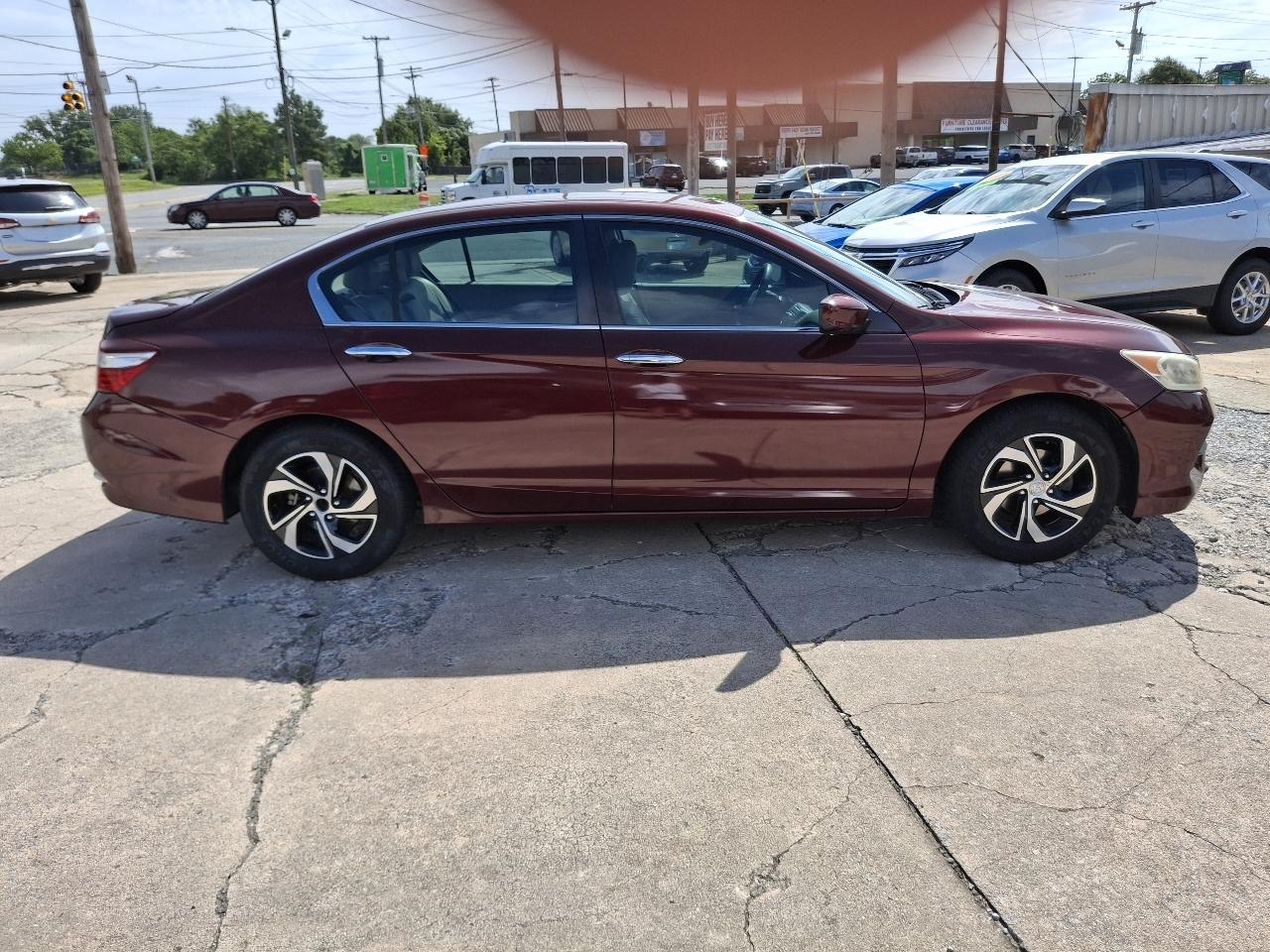 Honda Accord LX Sedan CVT 2016