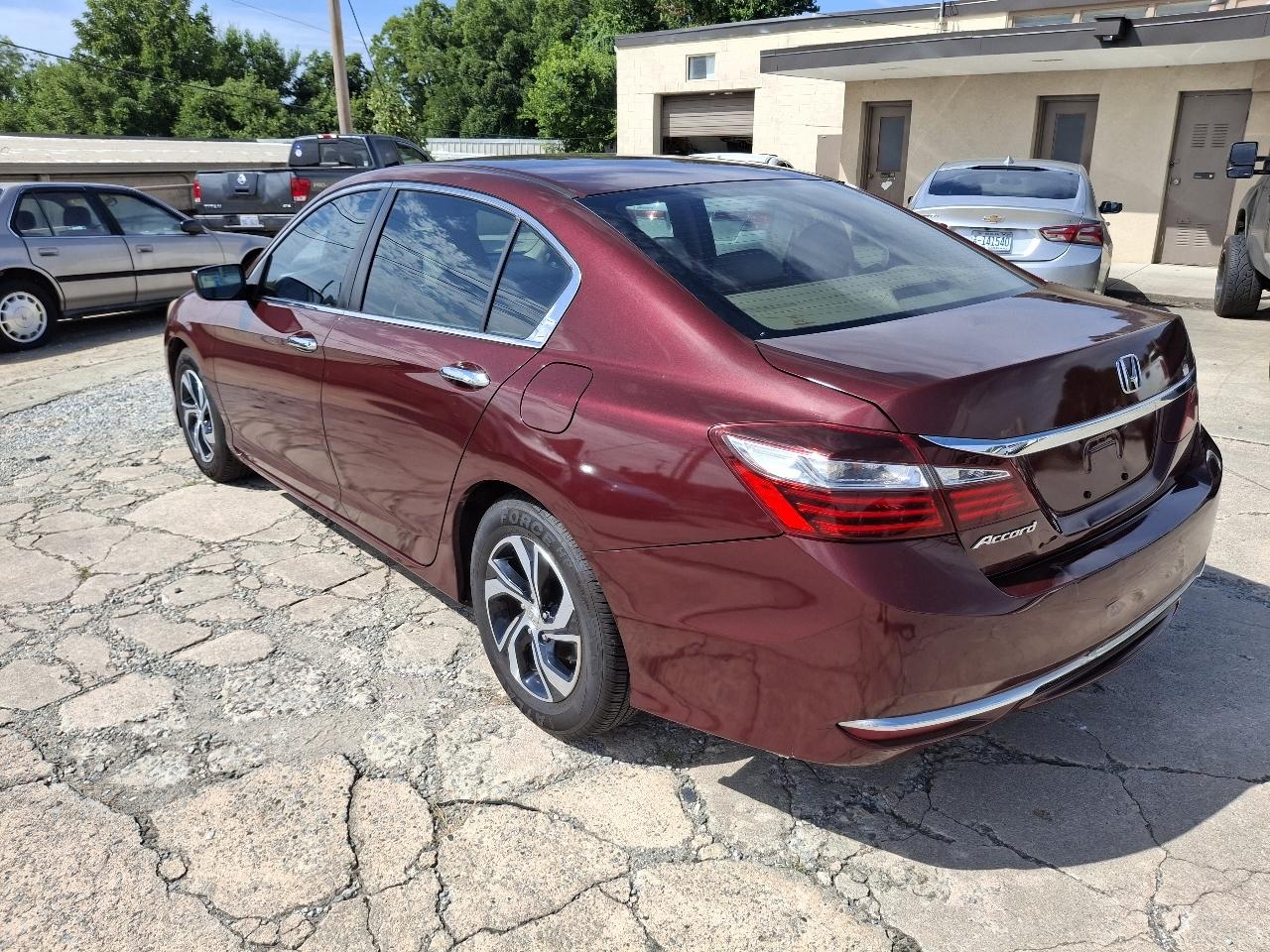 Honda Accord LX Sedan CVT 2016