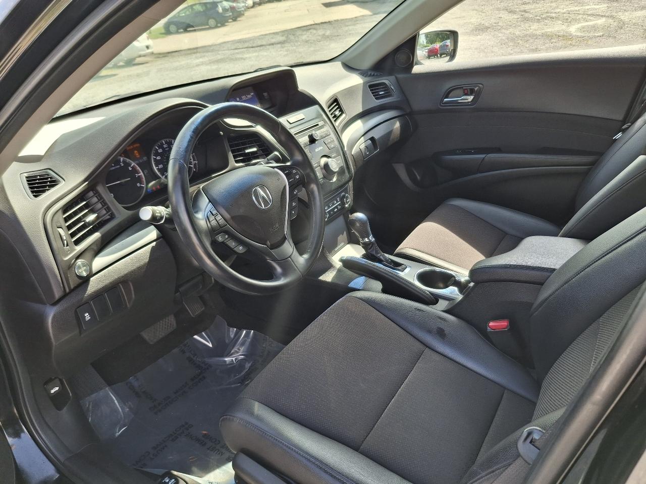 Acura ILX CVT Hybrid 2013