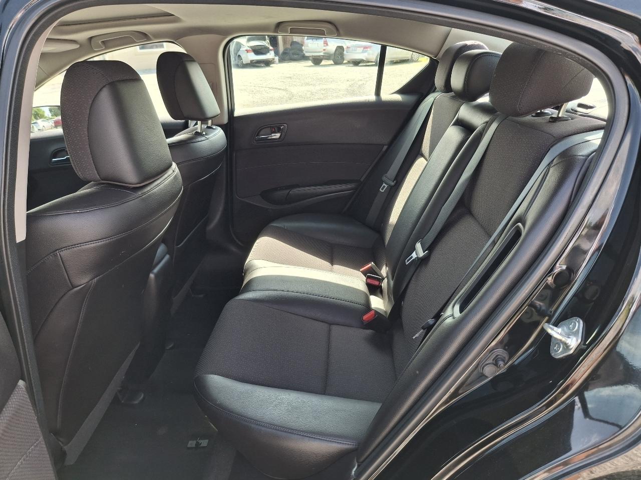 Acura ILX CVT Hybrid 2013