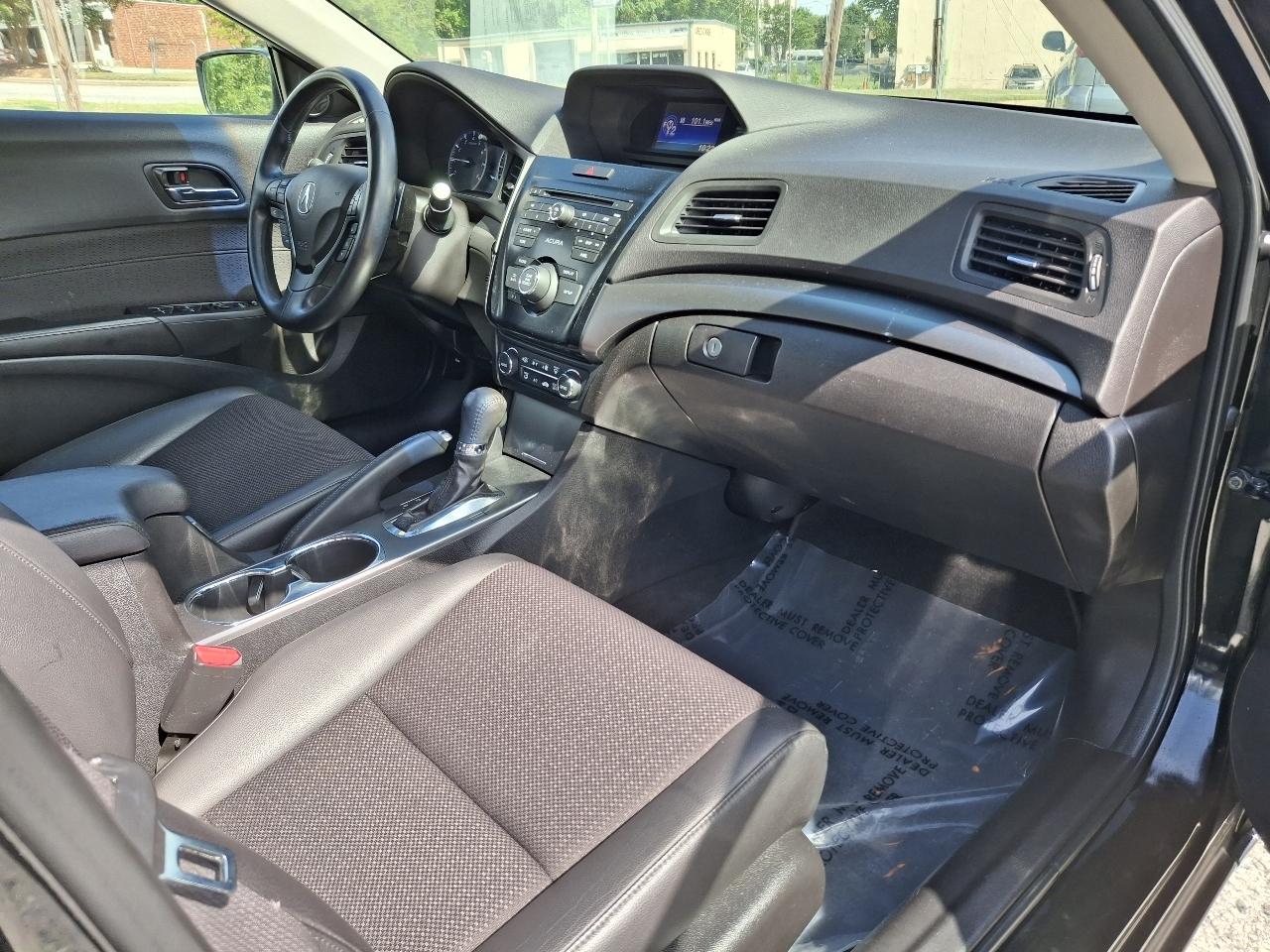 Acura ILX CVT Hybrid 2013