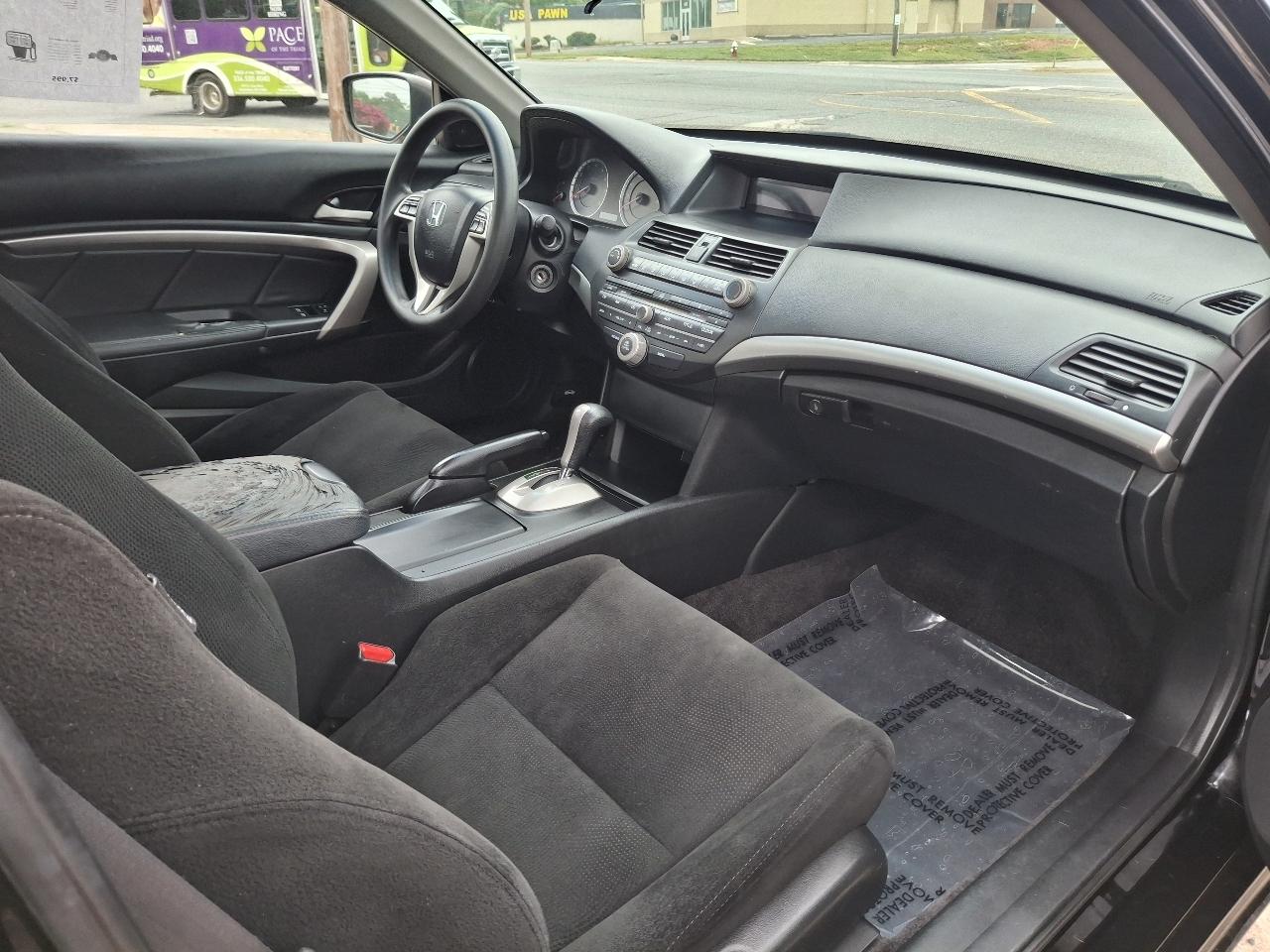 Honda Accord EX coupe AT 2010