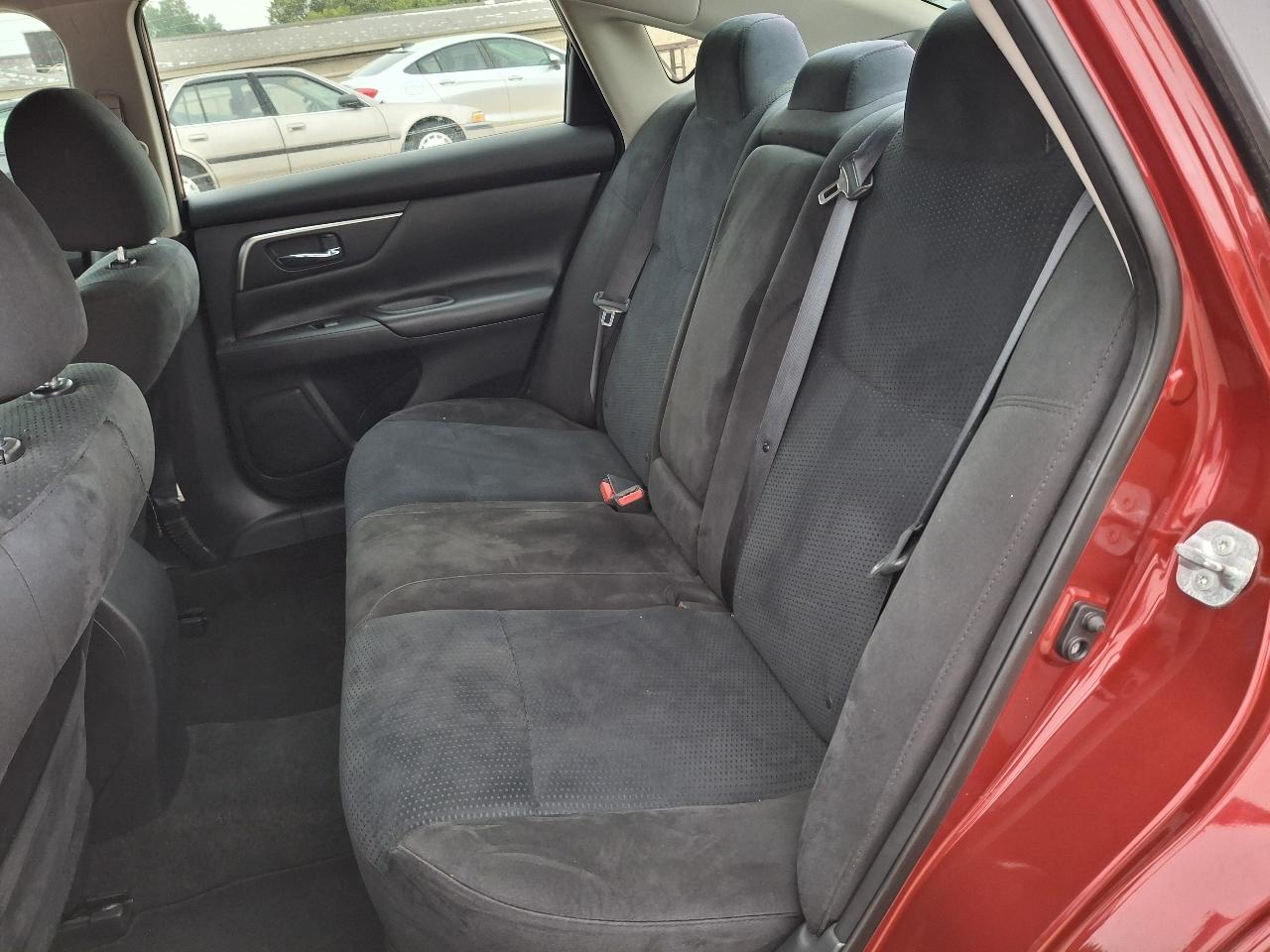 Nissan Altima 2.5 2015