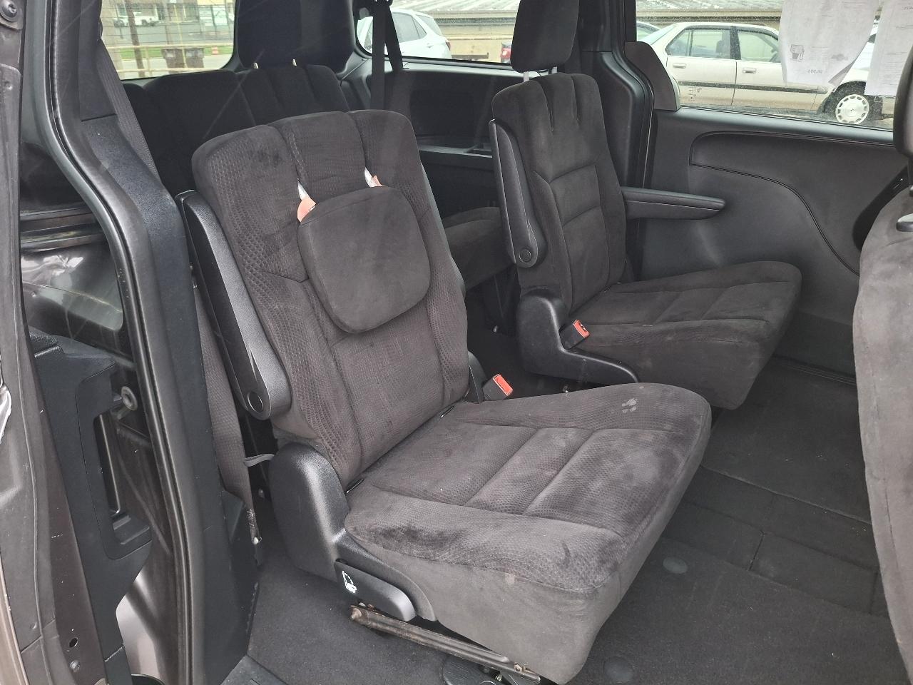 Dodge Grand Caravan SE 2015