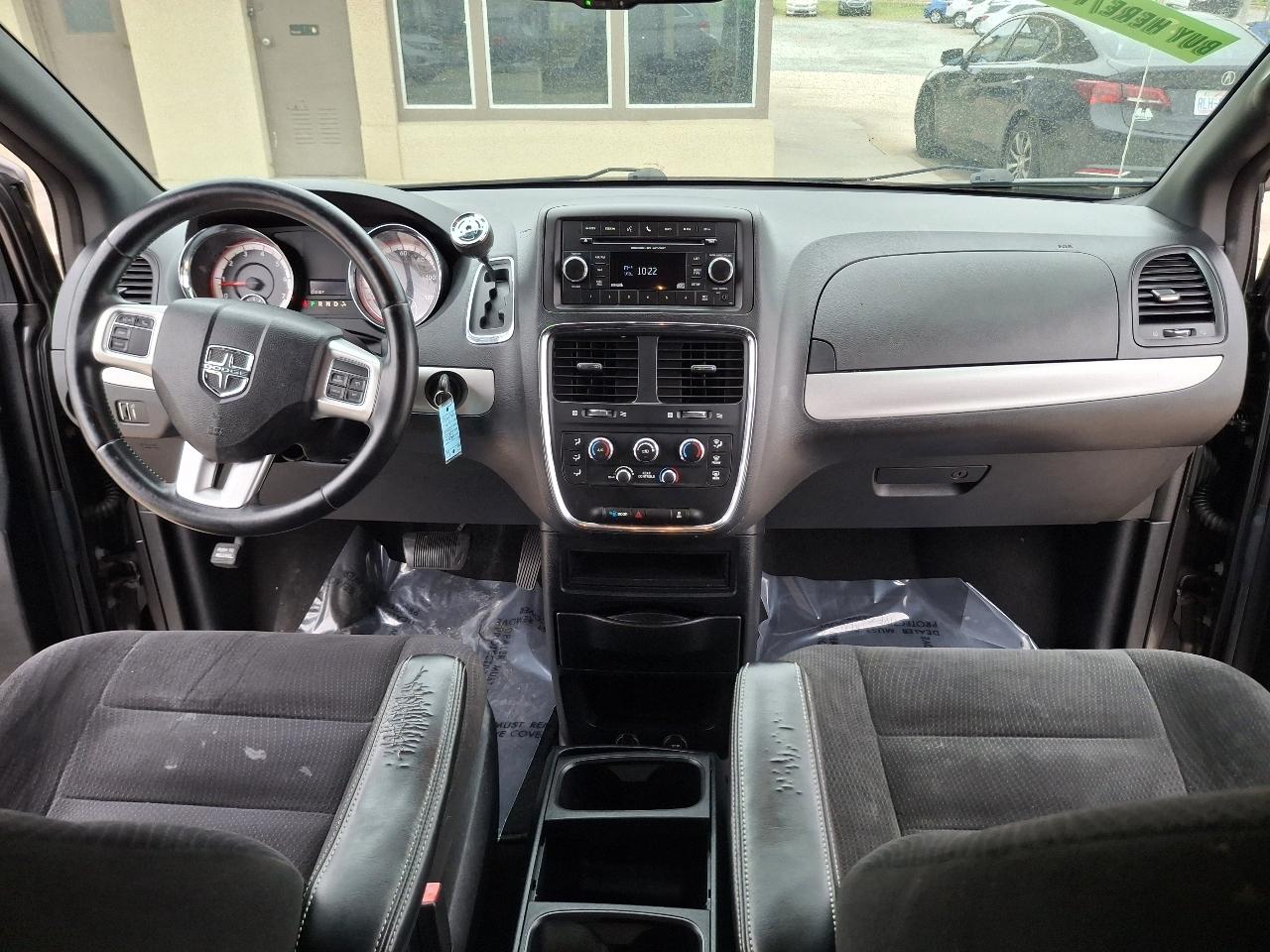 Dodge Grand Caravan SE 2015