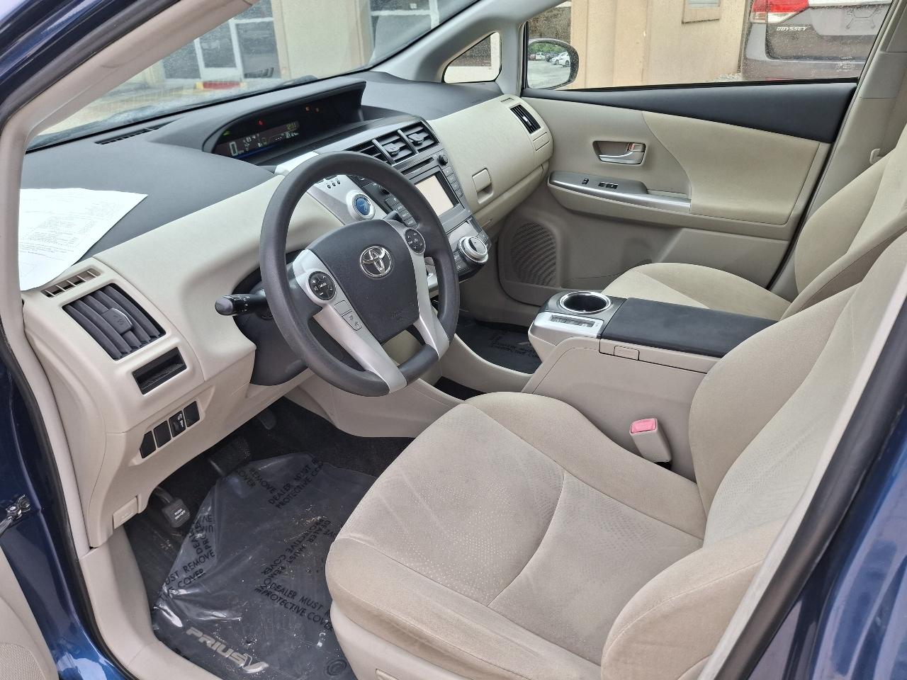 Toyota Prius V Two 2012
