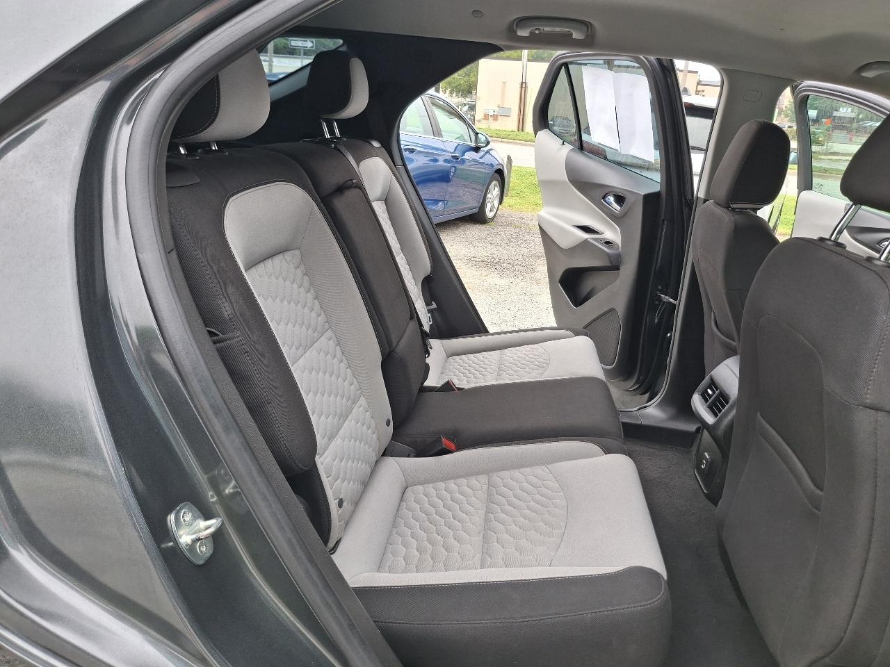 Chevrolet Equinox LS 2WD 2021