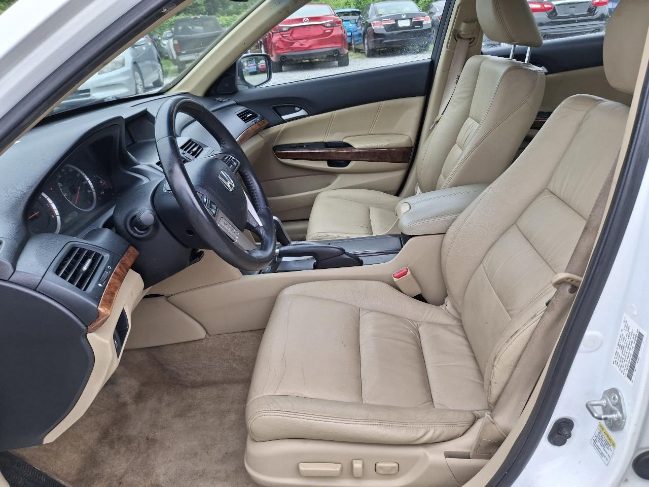 Honda Accord EX-L V6 Sedan AT 2012