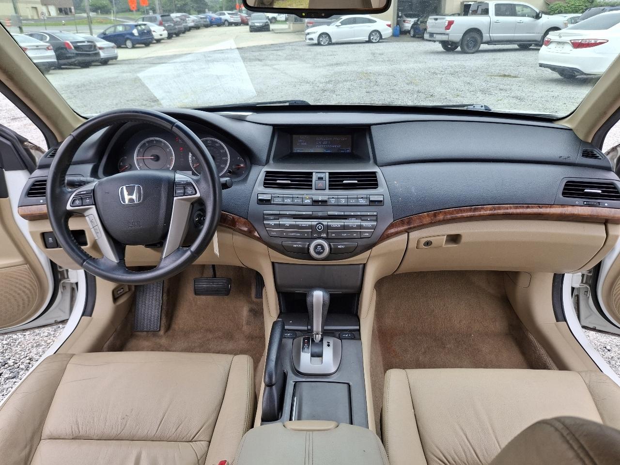 Honda Accord EX-L V6 Sedan AT 2012