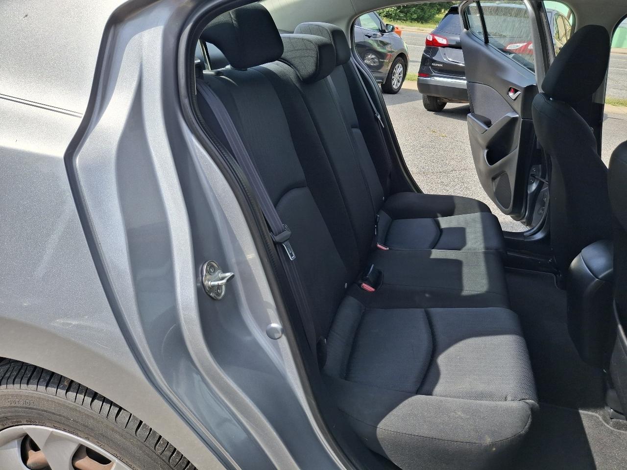 Mazda MAZDA3 i Sport AT 4-Door 2014