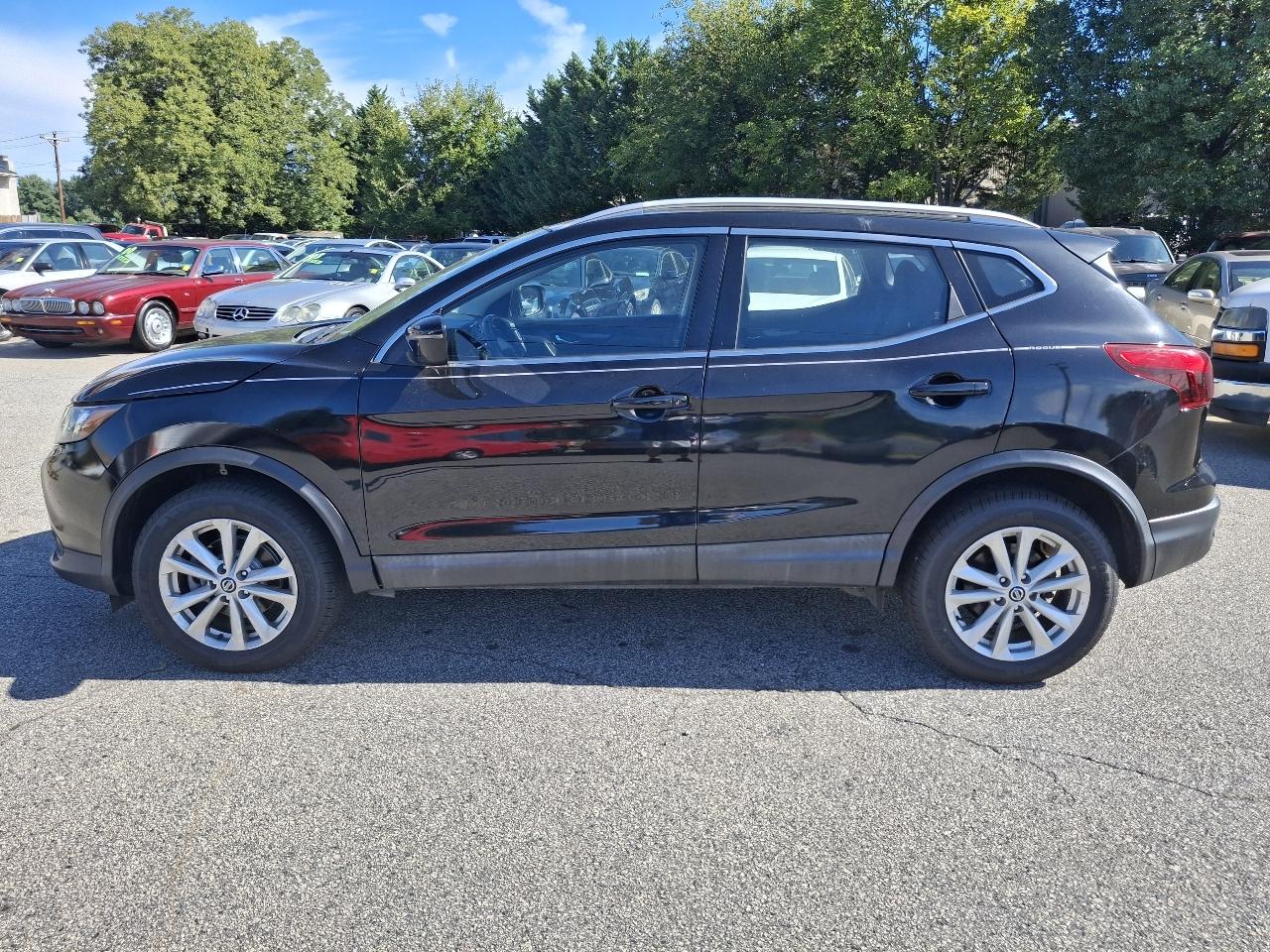 Nissan Rogue Sport S 2019